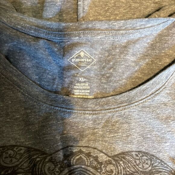 St. John's Bay Gray Elephant Graphic Tee - Picture 2 of 4